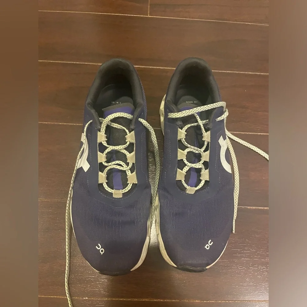 Men’s On Cloud Cloudmonster Running Shoes - Picture 9 of 10
